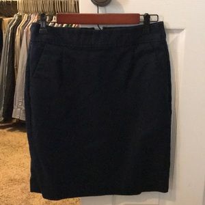 Pocket pencil skirt